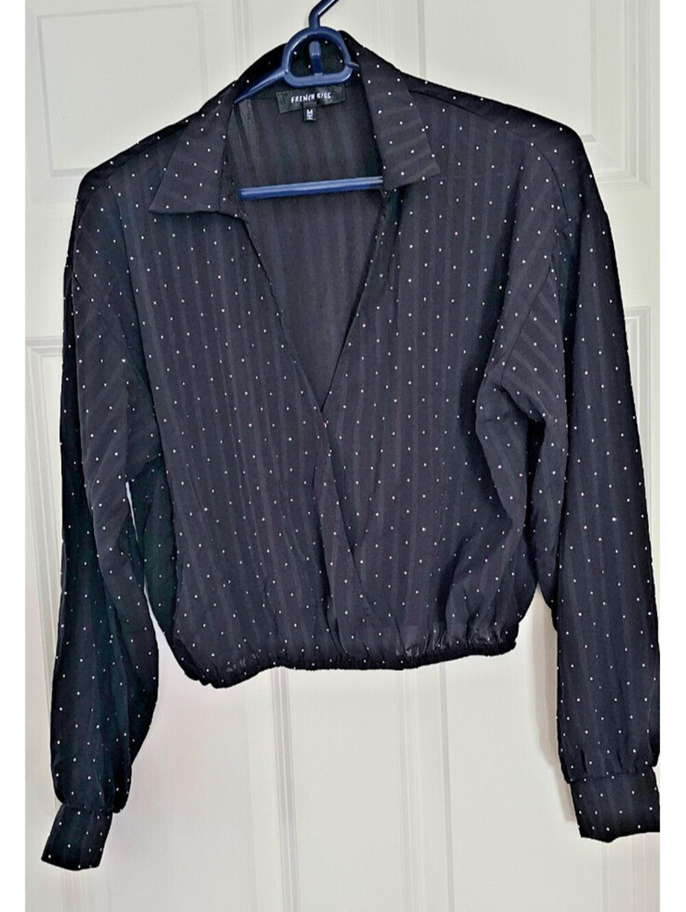 French kiss black polka-dot cropped wrap blouse Size Medium